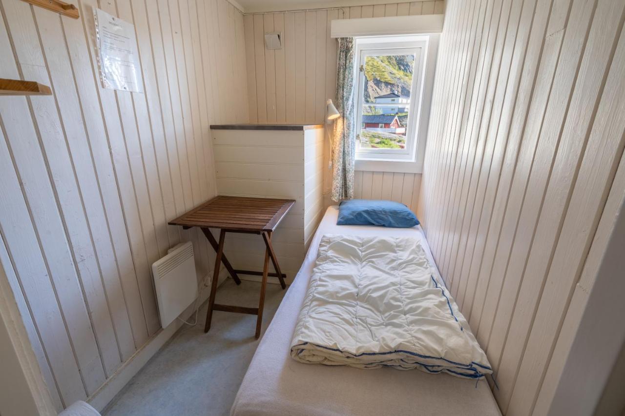 Vandrarhem Lofoten A Hi *